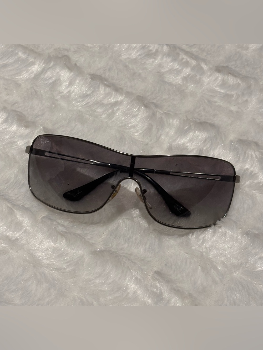 Ray-Ban Sunglasses Black Grey Gradient
